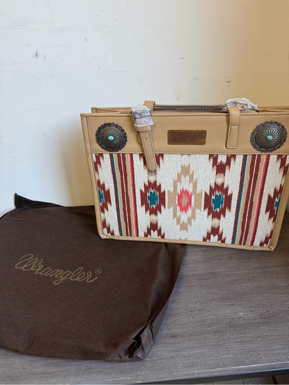 Wrangler Tan Canvas Tote with Turquoise & Rust Southwestern Pattern
